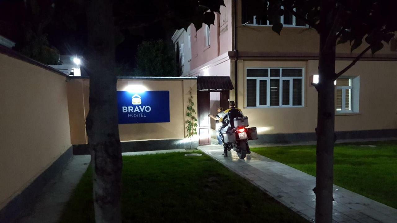 Hostel Bravo Fergana Bagian luar foto